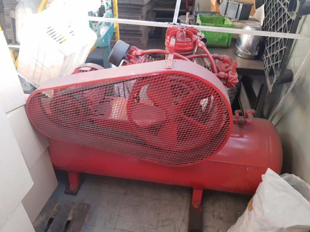 COMPRESSOR - FOTO 1